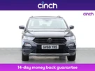 2019-volkswagen-t-roc-10-tsi-se-small-1