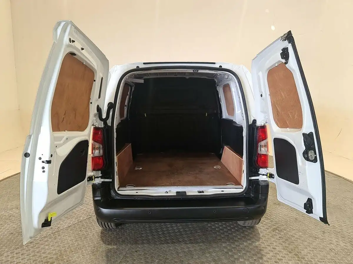 2021-citroen-berlingo-15bluehdi-1000-enterprise-100pseu6dt-e-ss-panel-big-18