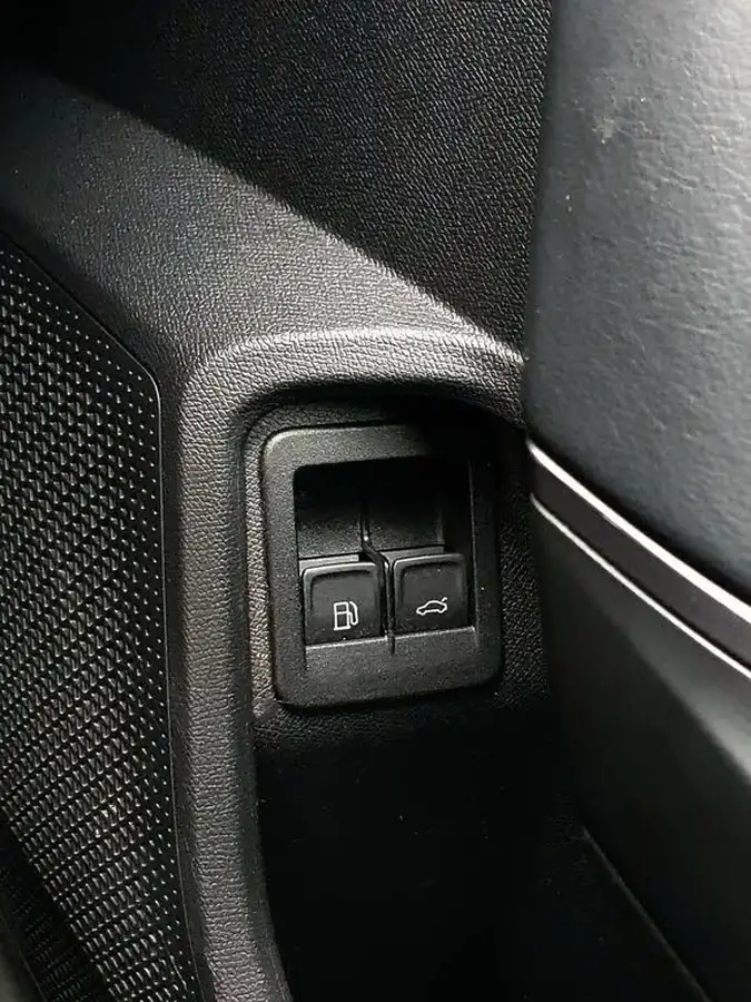 2021-cupra-formentor-14-e-hybrid-vz1-big-44