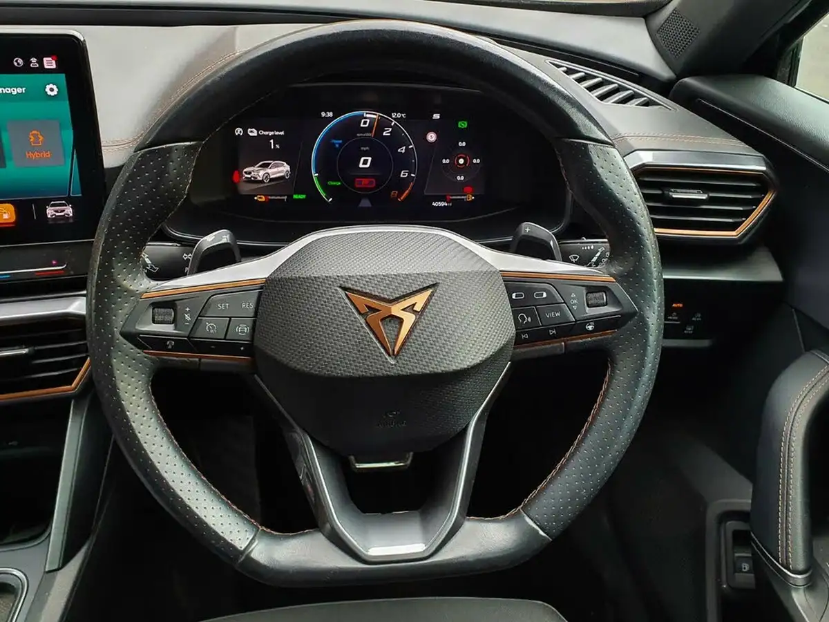 2021-cupra-formentor-14-e-hybrid-vz1-big-16