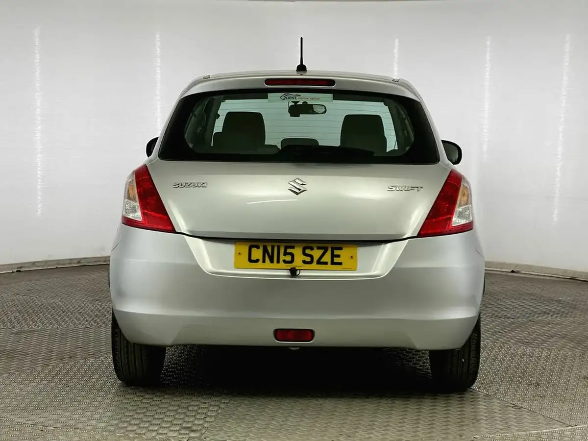 2015-suzuki-swift-12-sz3-5d-big-5