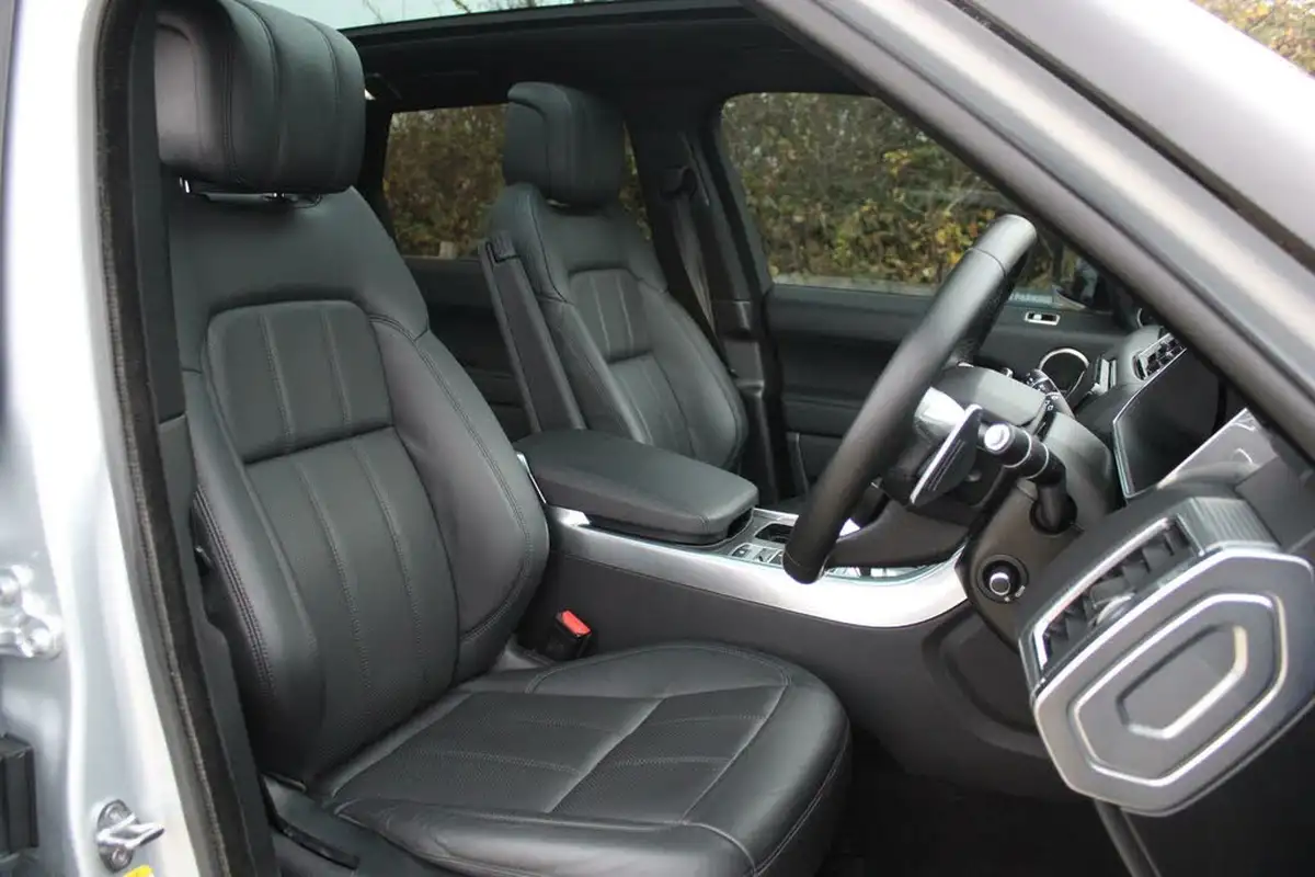 2019-land-rover-range-rover-sport-30-sdv6-hse-dynamic-big-3
