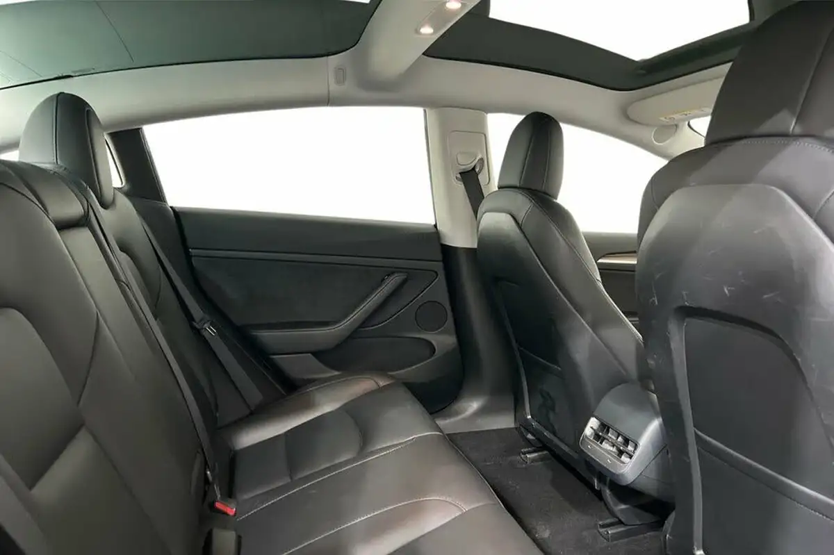 2021-tesla-model-3-e-long-range-4x4-big-7