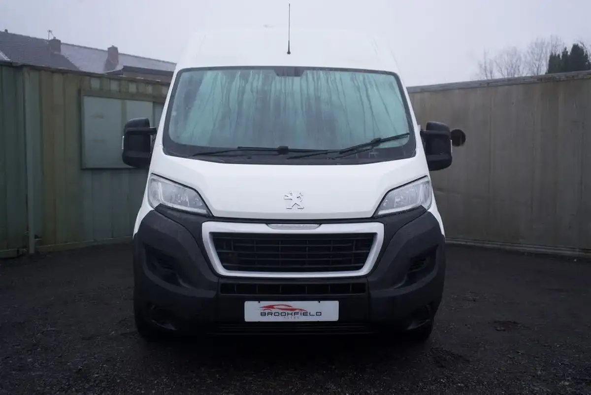 2019-peugeot-boxer-22-bluehdi-professional-335-l3-h2-panel-big-2