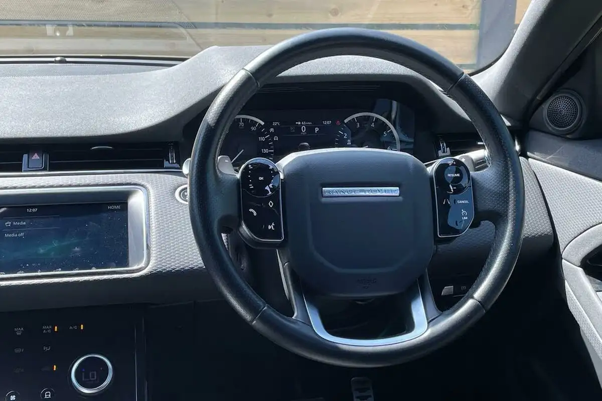 2020-land-rover-range-rover-evoque-20-p200-r-dynamic-200bhp-big-33