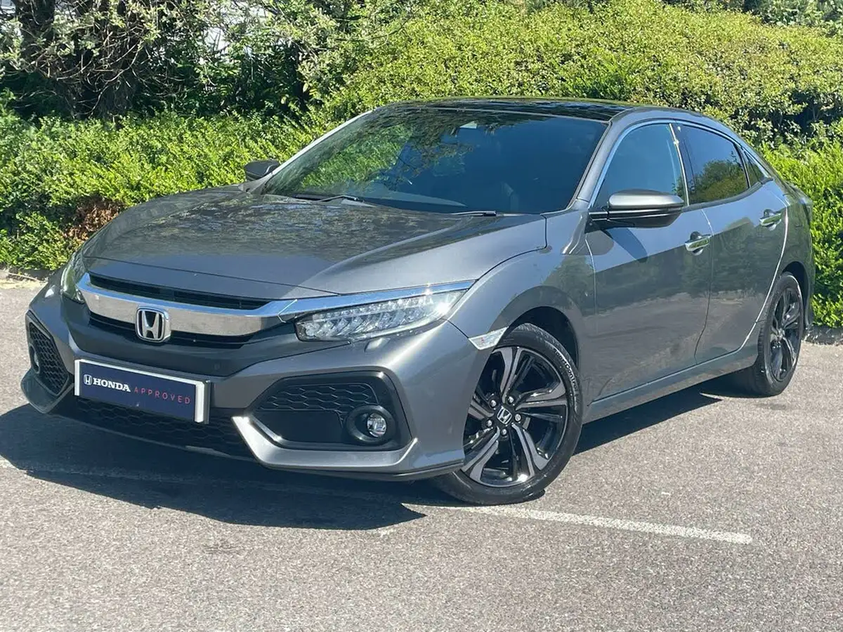 2018-honda-civic-15-vtec-turbo-prestige-cvt-big-2