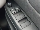 2022-toyota-yaris-cross-15-vvt-i-icon-small-18