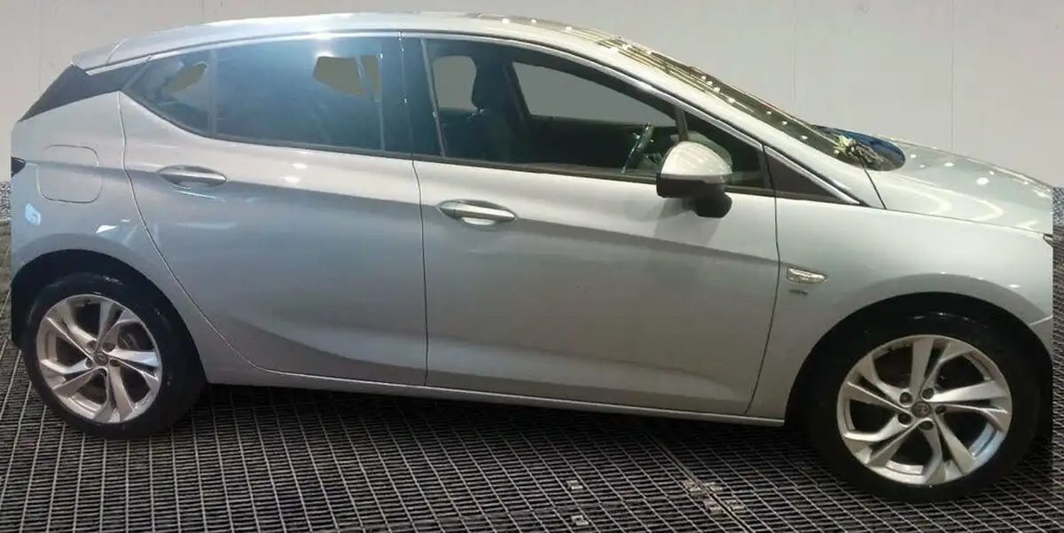 2018-vauxhall-astra-16cdti-sri-nav-136ps-ss-hatchback-big-2