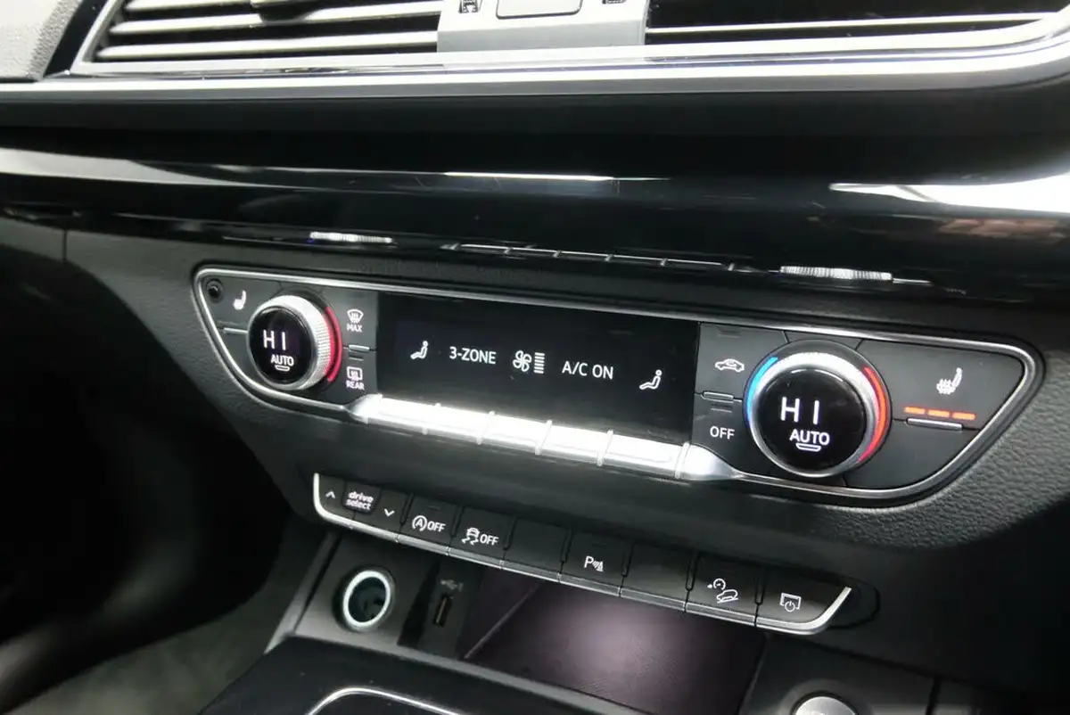 2024-audi-q5-20-45-tfsi-black-edition-station-wagon-big-23