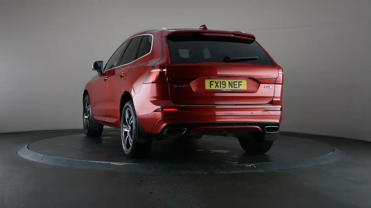 2019-volvo-xc60-20td-d4-r-design-4x4-ss-geartronic-big-49