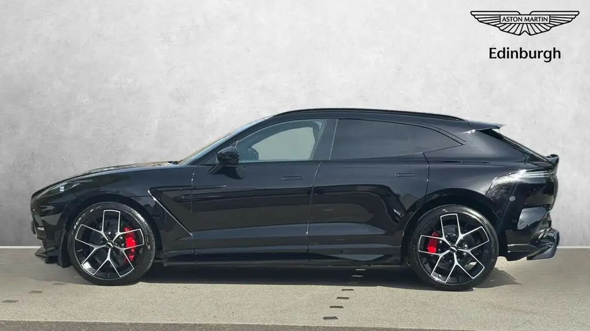 2024-aston-martin-dbx-40-v8-big-12