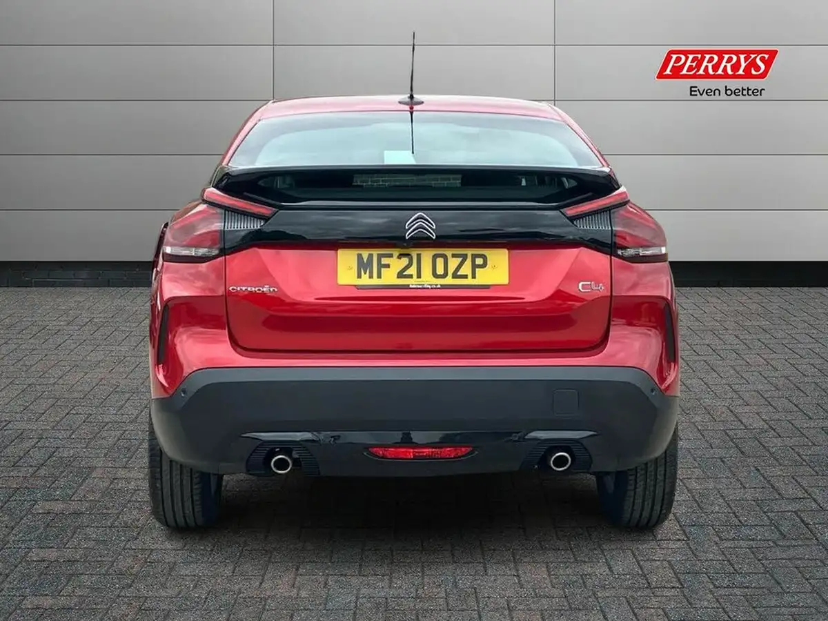 2021-citroen-c4-12-puretech-sense-plus-eat8-big-4