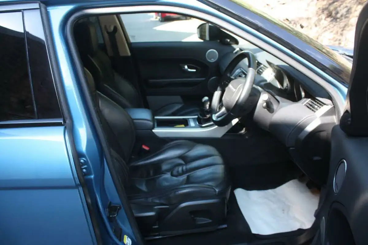 2014-land-rover-range-rover-evoque-22td-pure-tech-150bhp-hatchback-5d-big-10