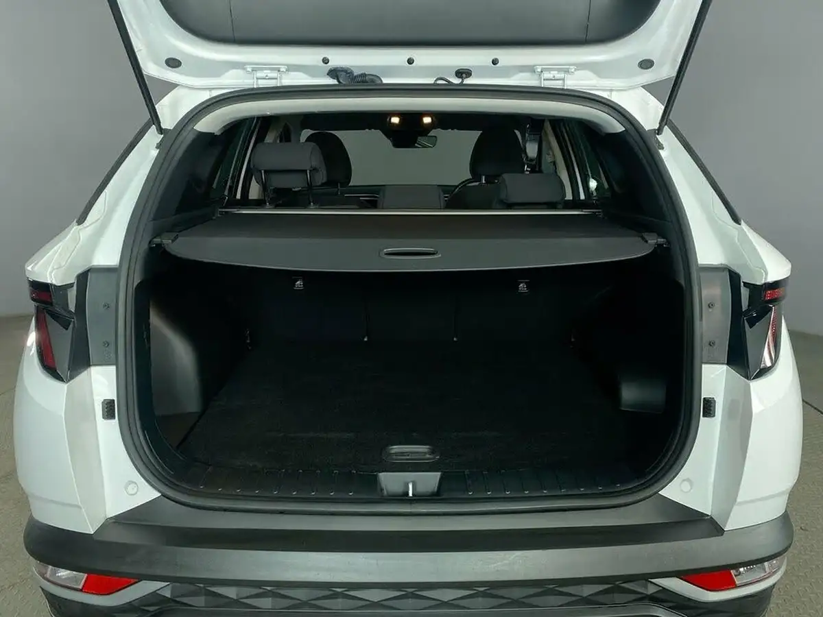 2023-hyundai-tucson-16-t-gdi-se-connect-230ps-hybrid-auto-big-12