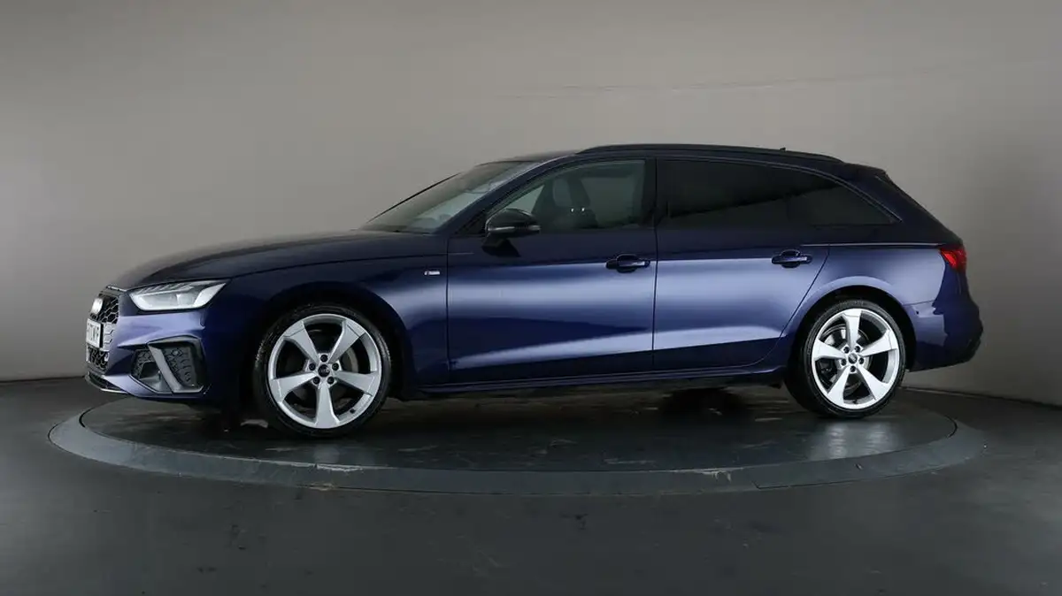 2021-audi-a4-avant-20-40-tfsi-black-edition-204ps-big-32