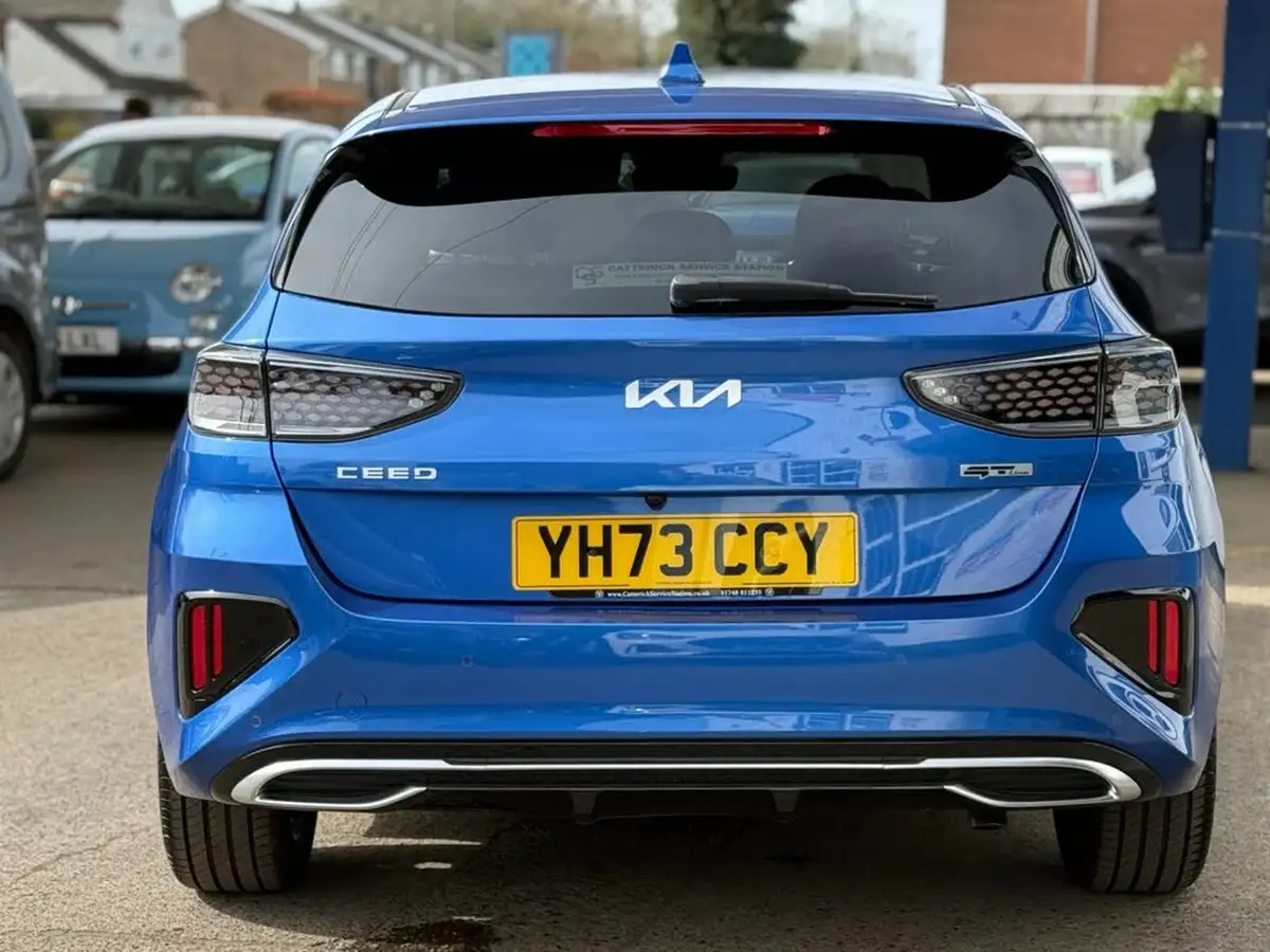 2023-kia-ceed-15-t-gdi-gt-line-158bhp-big-4