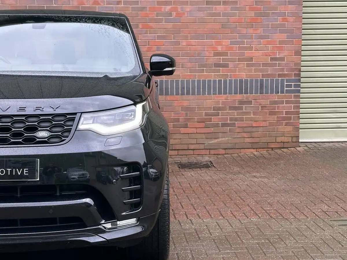 2021-land-rover-discovery-30-d300-r-dynamic-hse-big-49