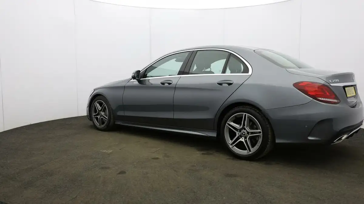 2019-mercedes-benz-c-class-15-c200-amg-line-premiumss-saloon-4d-big-57