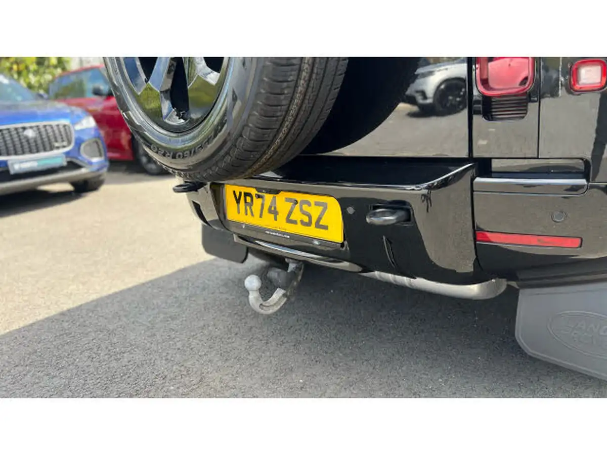 2024-land-rover-110-defender-30-d350-x-dynamic-hse-big-28