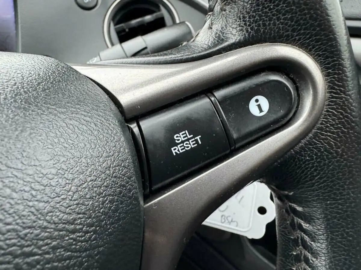 2009-honda-civic-18-si-i-vtec-big-28