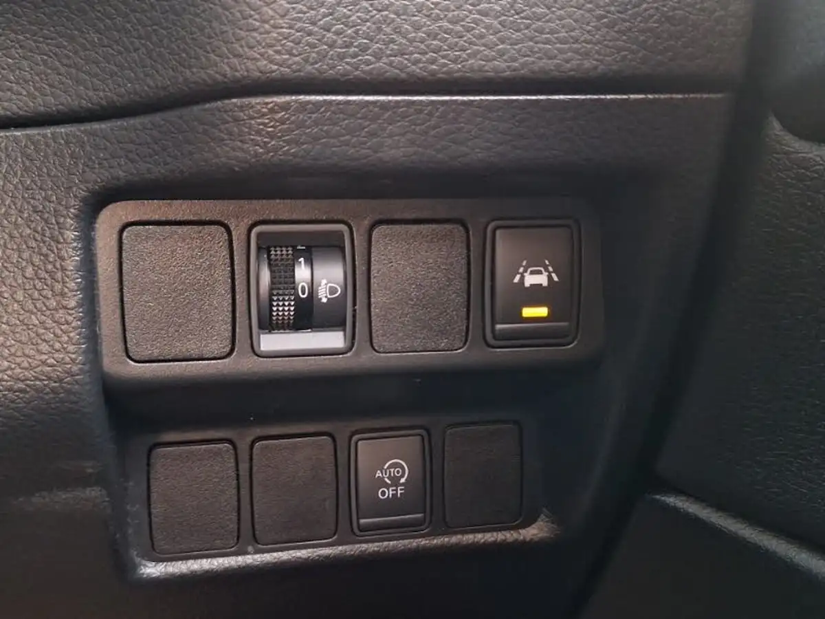2017-nissan-qashqai-15dci-n-connecta-big-15