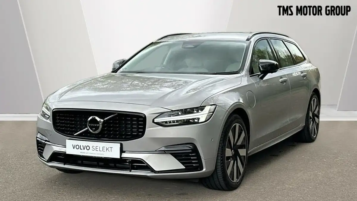 2025-volvo-v90-20-t6-plus-345bhp-dark-big-5