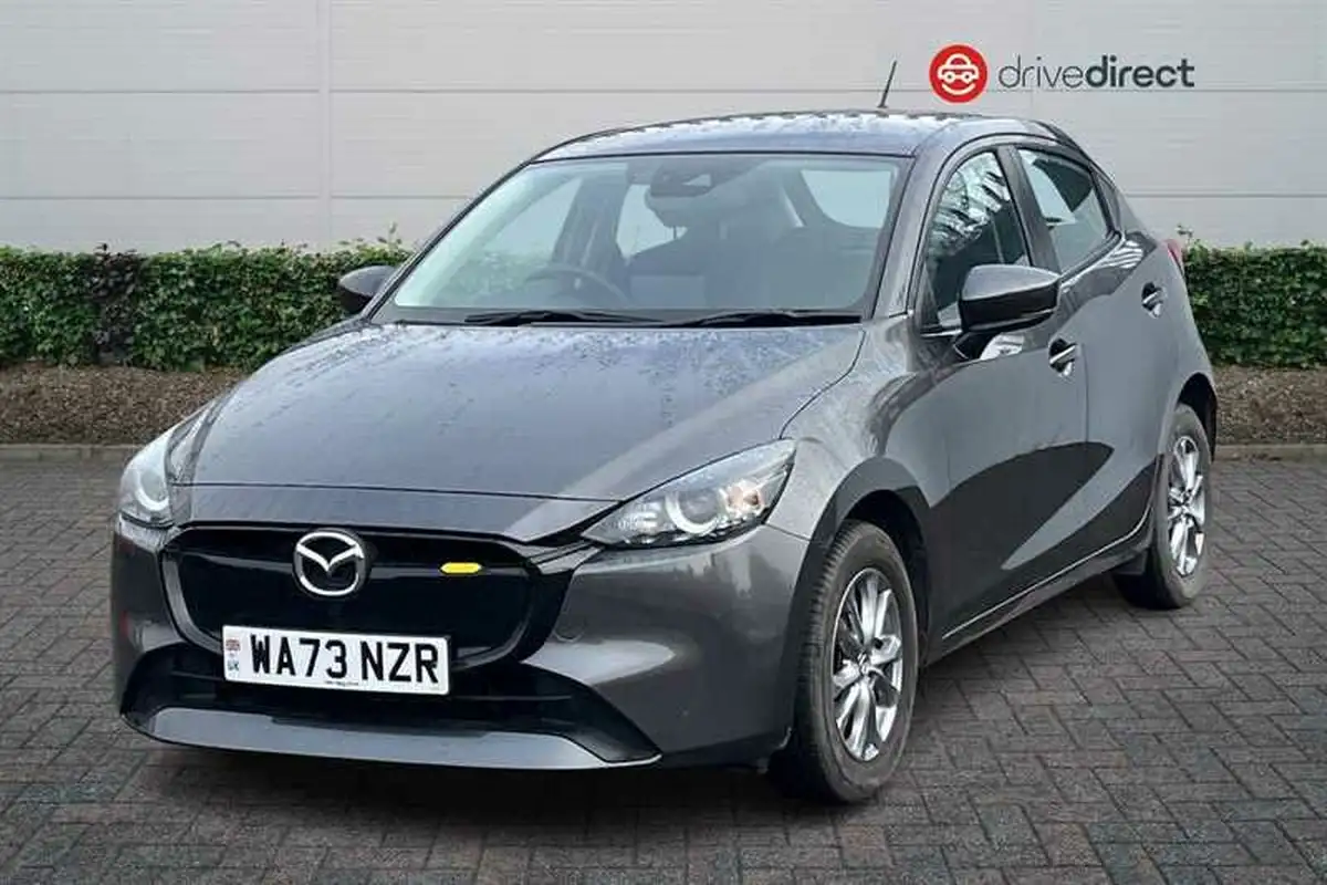 2023-mazda-mazda2-15-e-skyactiv-g-centre-line-big-6