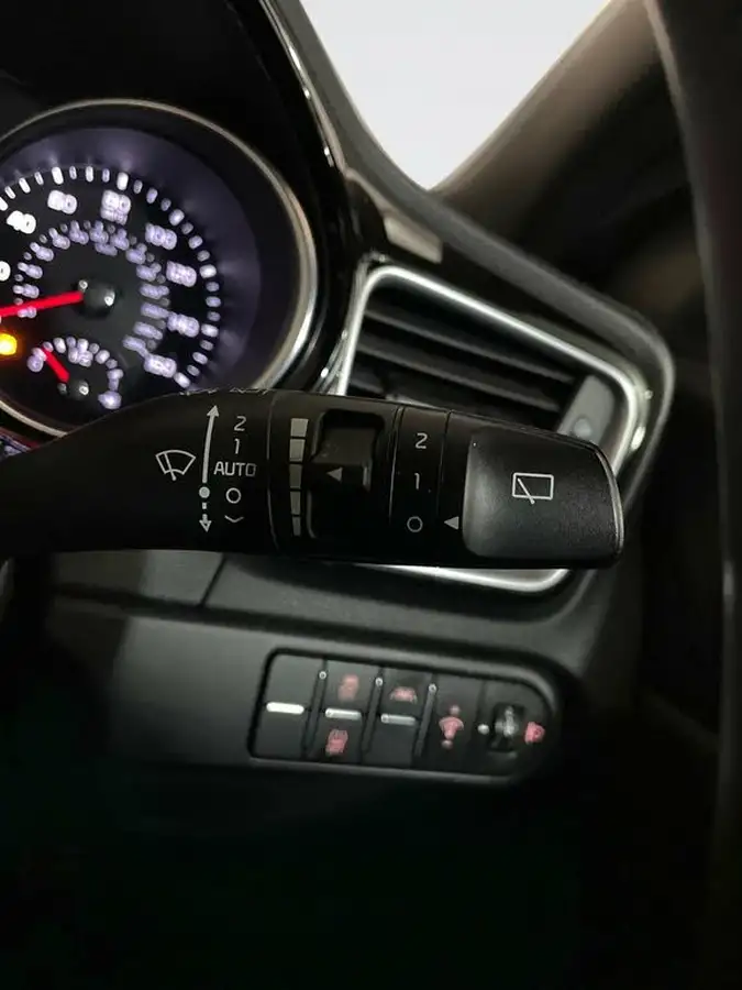 2020-kia-ceed-16crdi-gt-line-dct-big-17