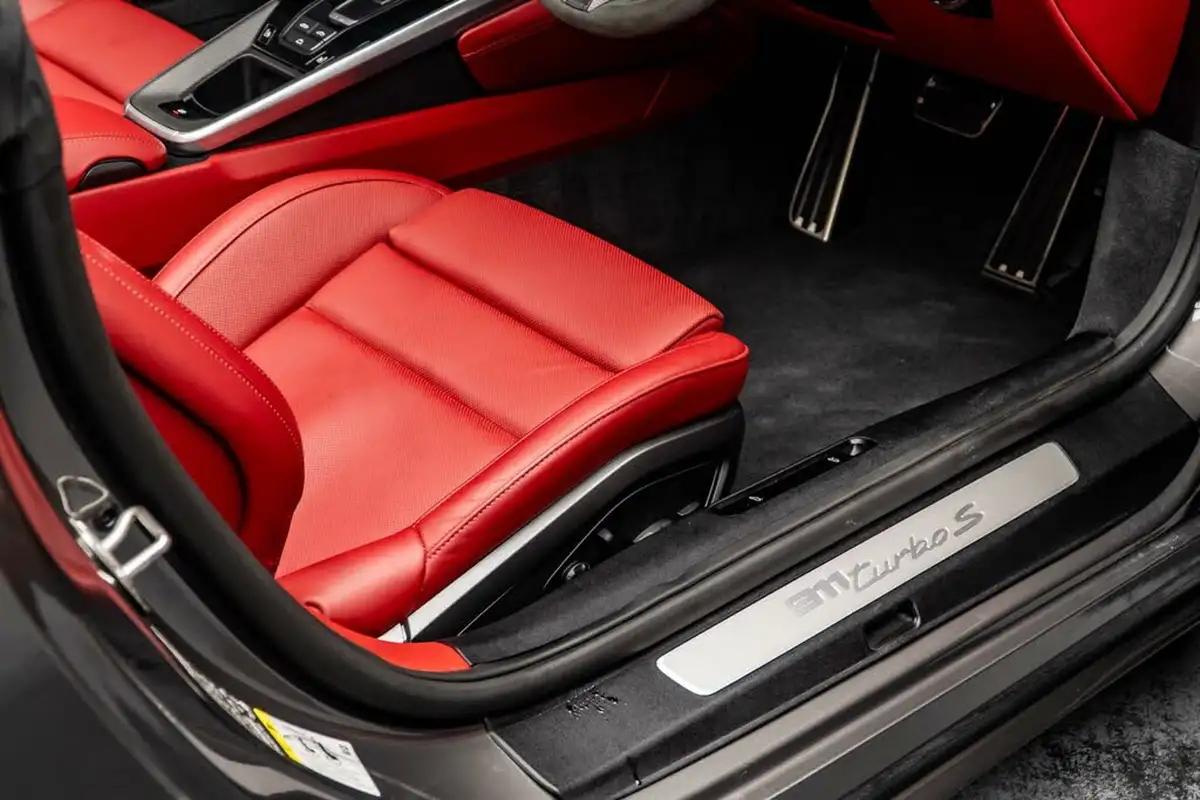 2023-porsche-911-38-turbo-s-awd-turbo-cabriolet-big-41