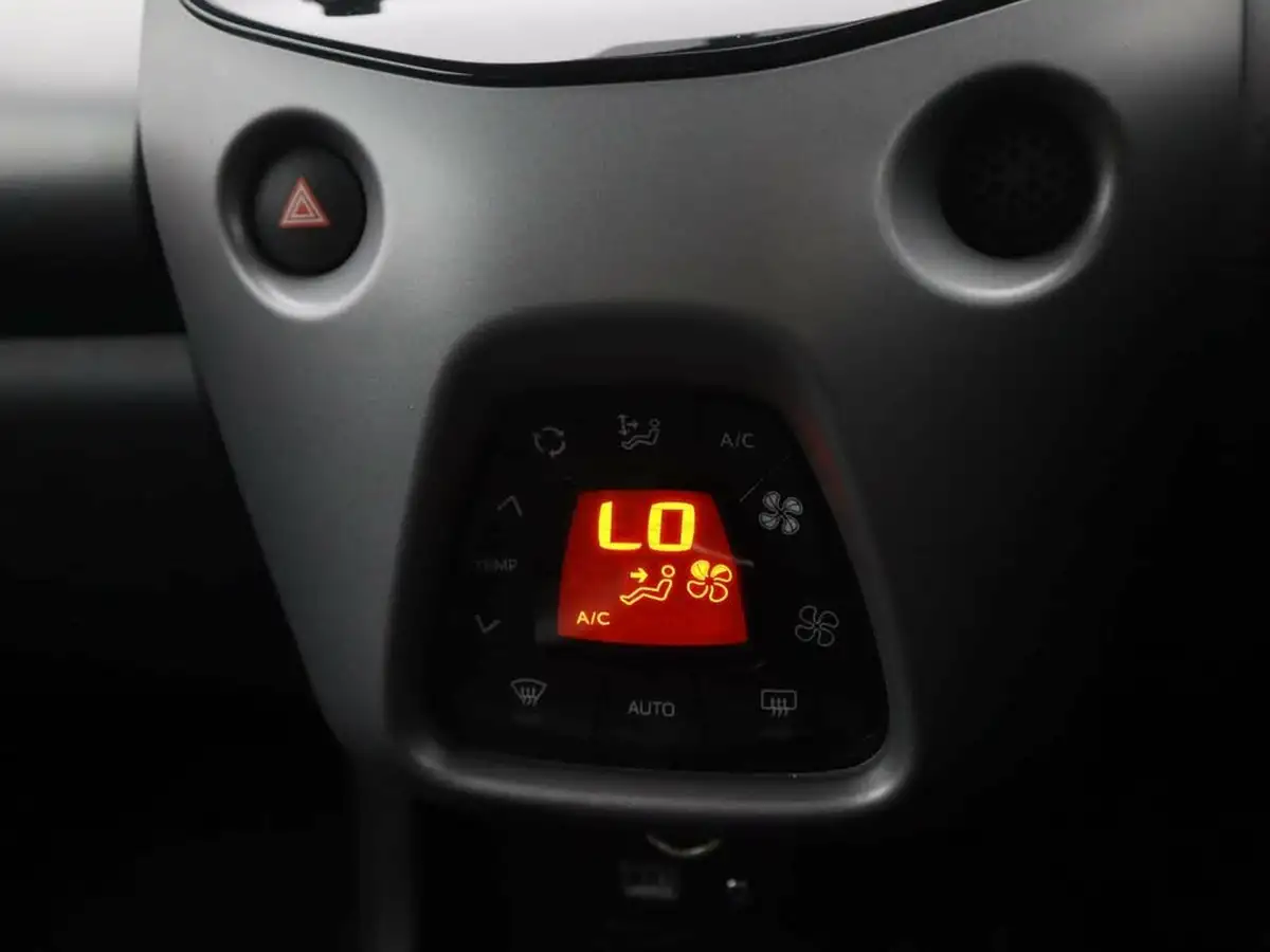2020-toyota-aygo-10-vvt-i-x-trend-big-24