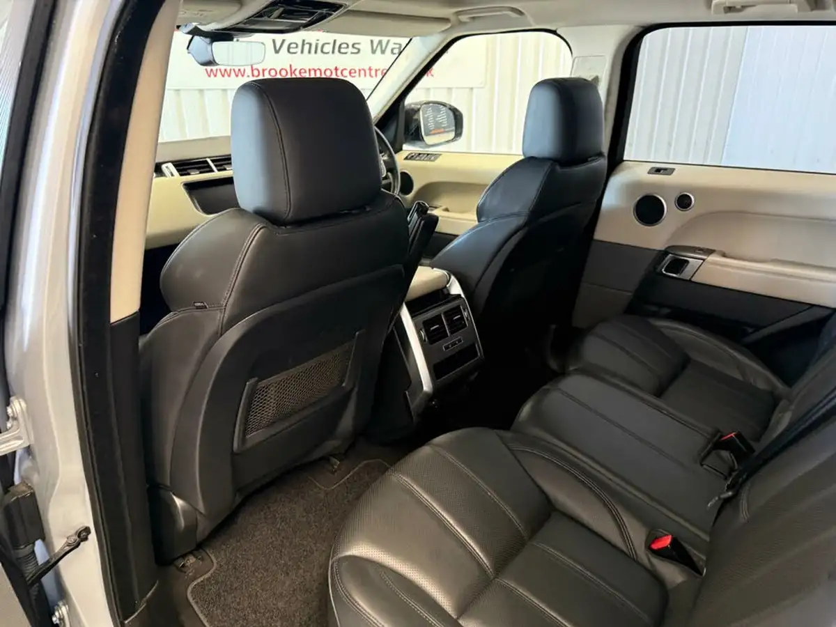 2017-land-rover-range-rover-sport-20sd4-hse-241ps-big-16