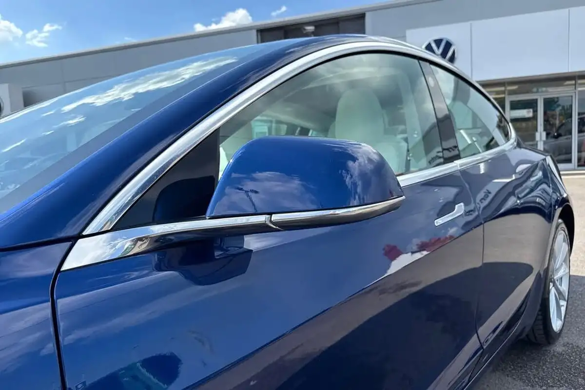 2019-tesla-model-3-e-long-range-4x4-big-30