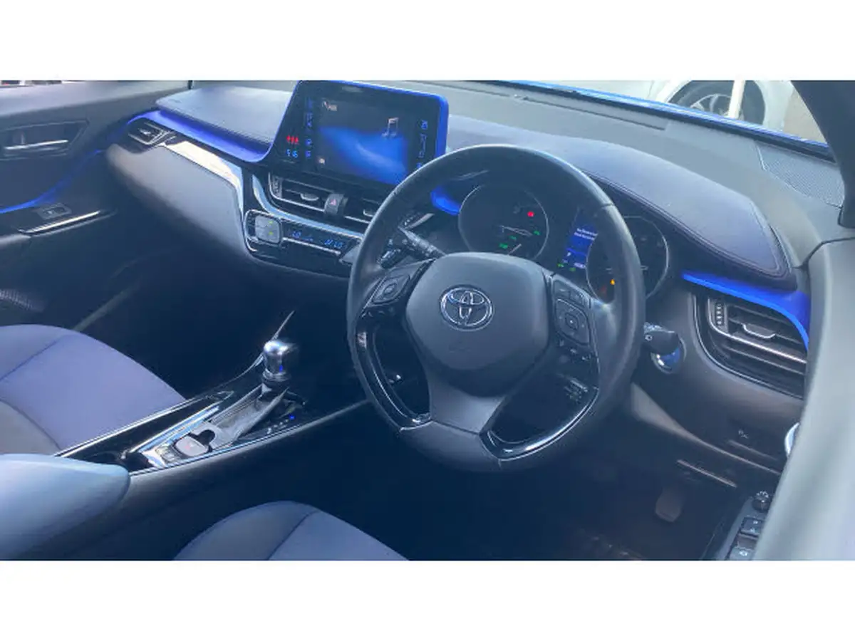 2017-toyota-c-hr-18-vvt-i-dynamic-big-10