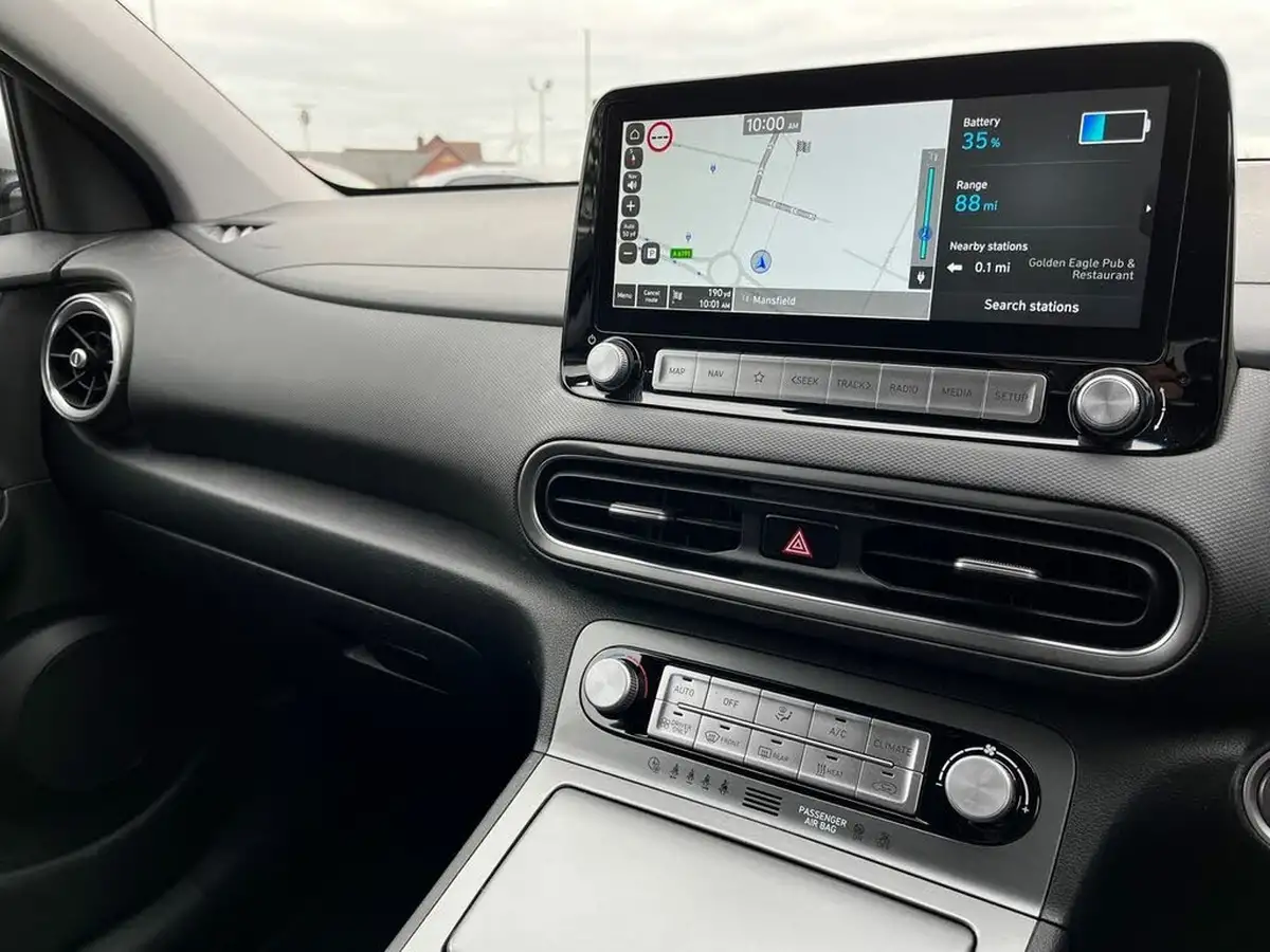 2022-hyundai-kona-e-premium-204ps-64kwh-7kw-obc-big-36