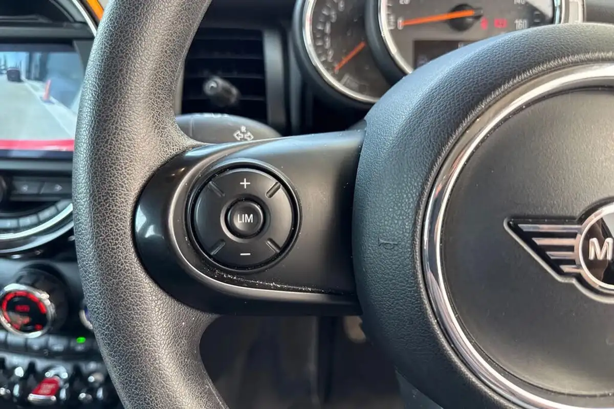 2019-mini-cooper-15-one-classic-101bhp-5d-big-50