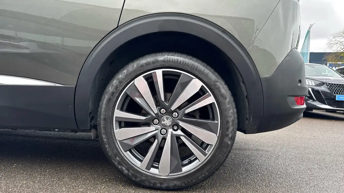 2019-peugeot-5008-suv-15-bluehdi-gt-line-eat8-big-14