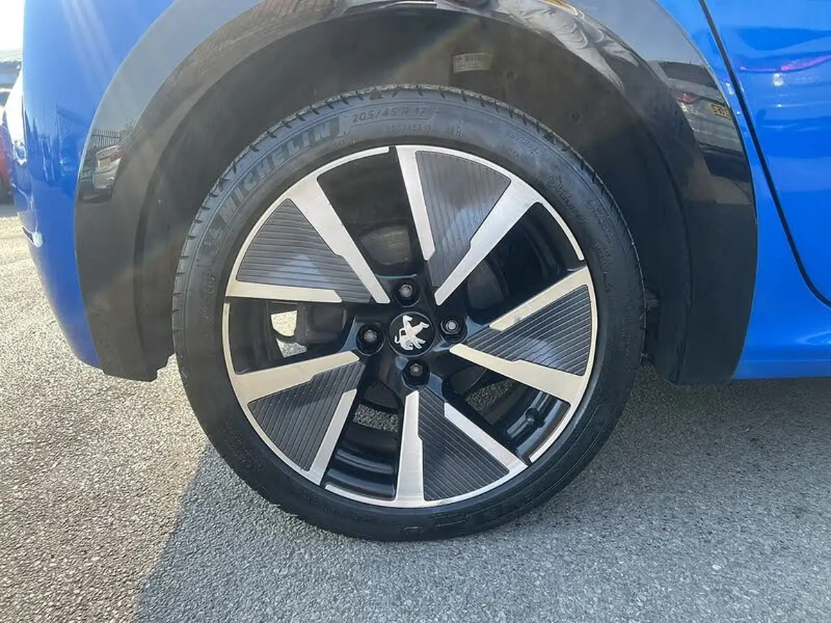 2020-peugeot-208-e-gt-line-big-22
