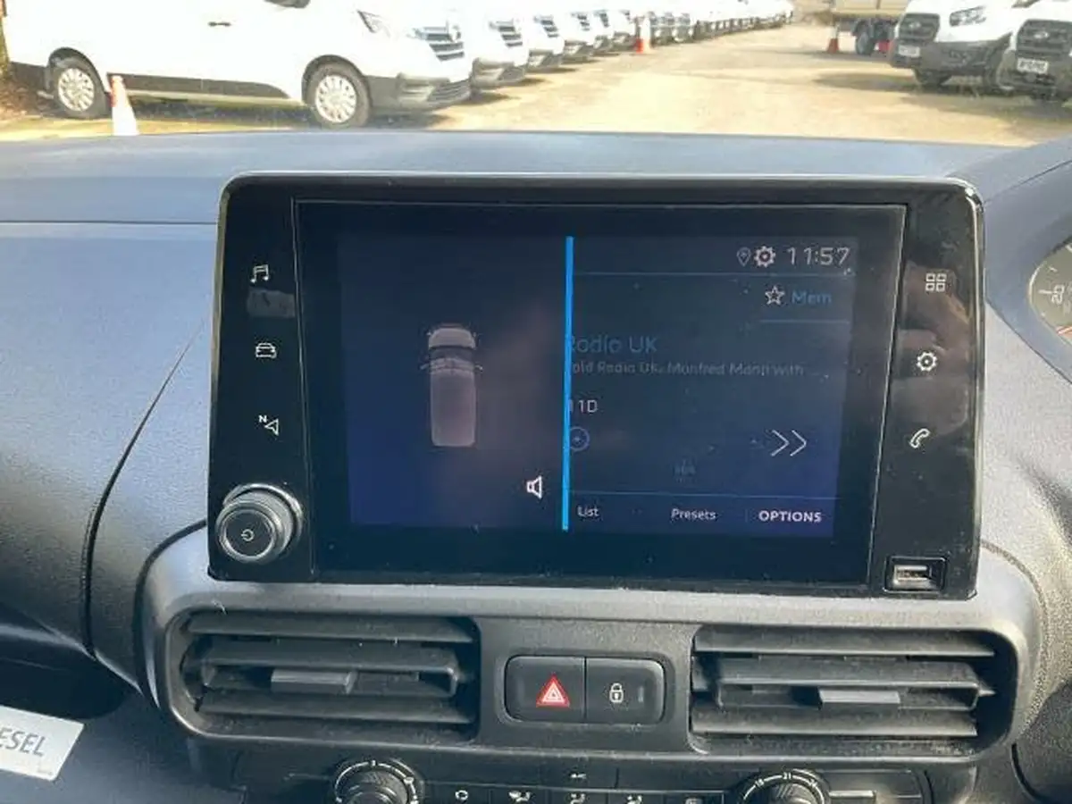 2022-peugeot-partner-15-bluehdi-1000-professional-premium-100pseu6d-big-20