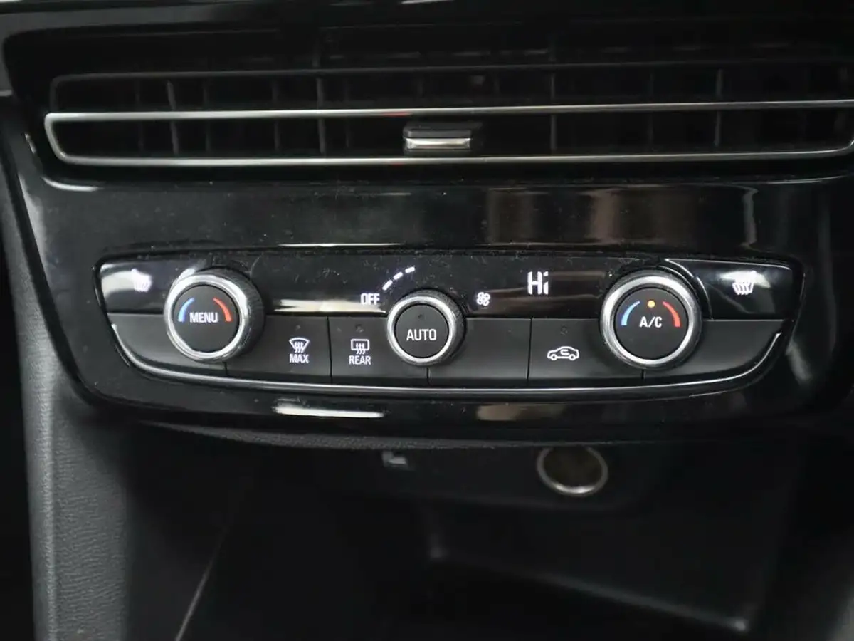 2022-vauxhall-mokka-e-elite-premium-big-30