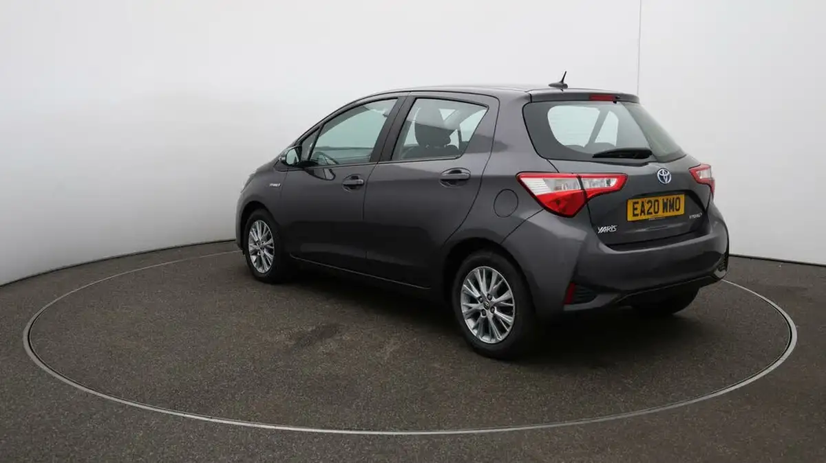 2020-toyota-yaris-15-vvt-i-icon-98bhp-hybrid-1497cc-e-cvt-big-60
