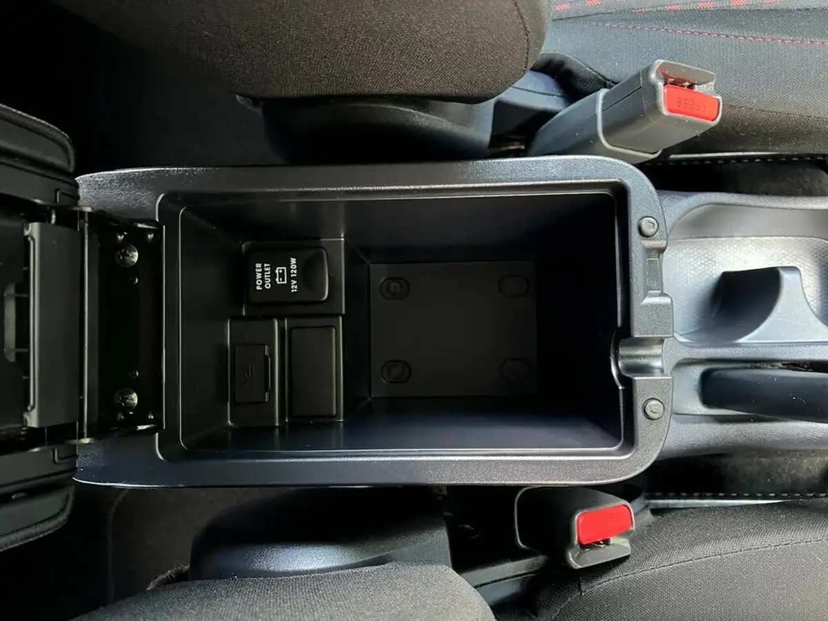 2018-mitsubishi-asx-16d-3-big-35