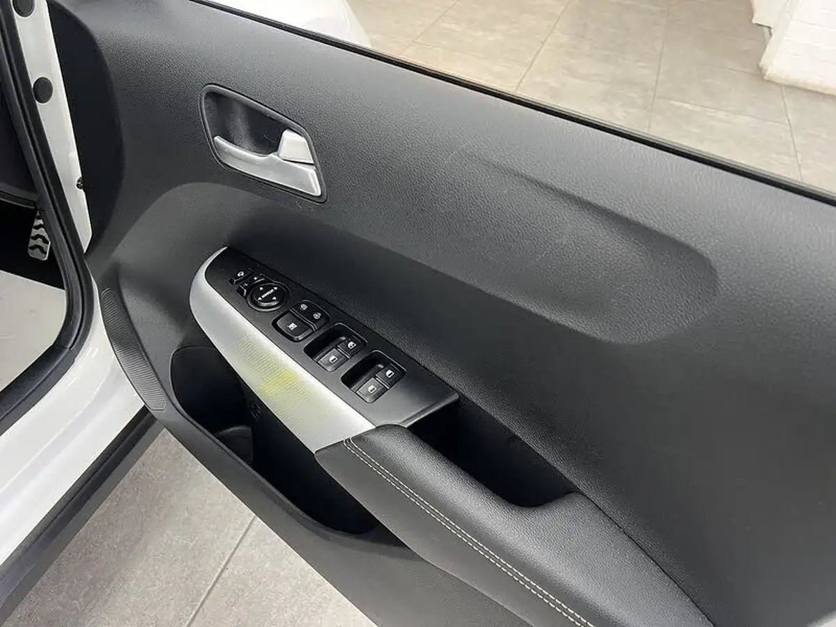 2022-kia-picanto-10-x-line-s-auto-seq-big-16