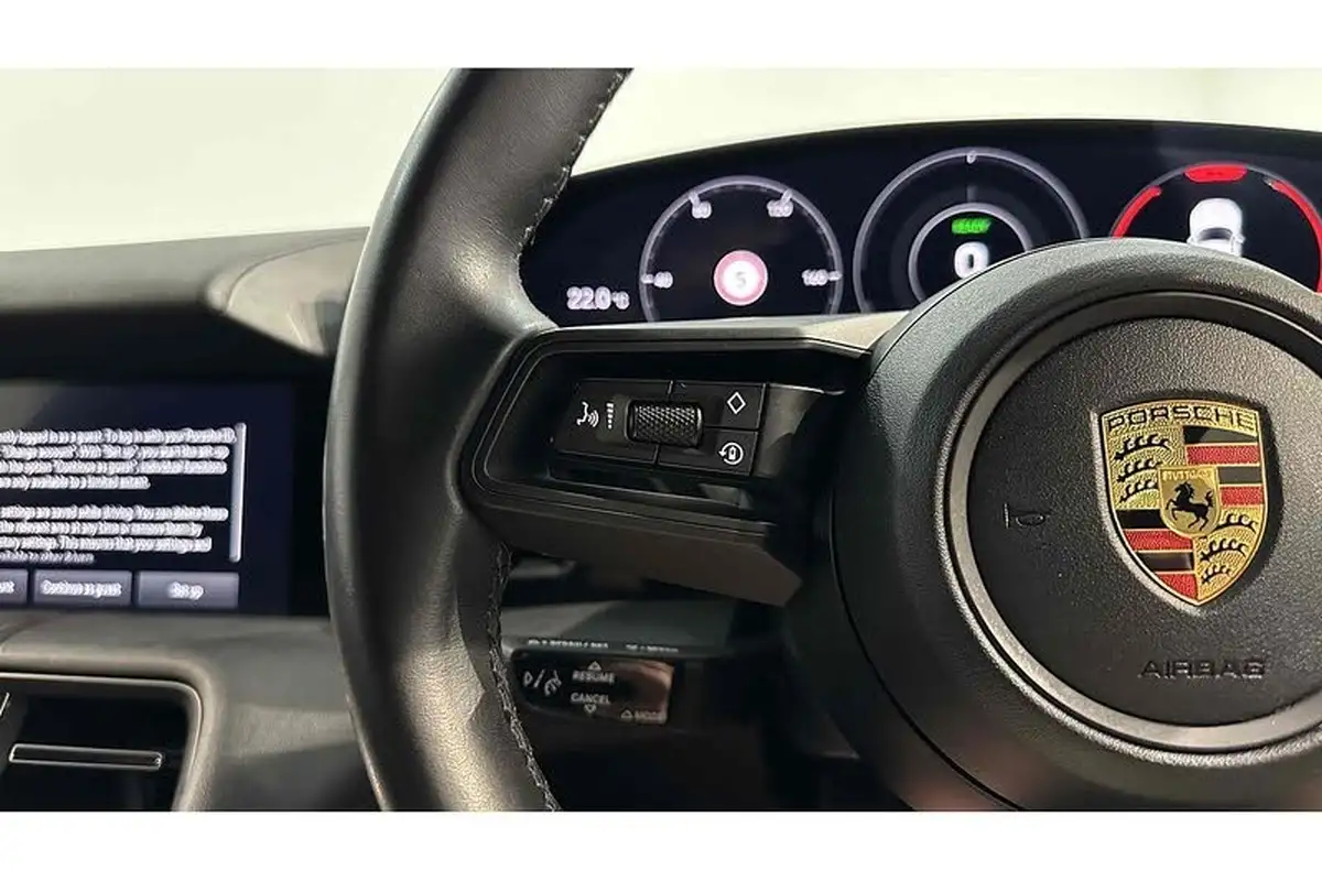 2021-porsche-taycan-e-4s-530ps-big-41