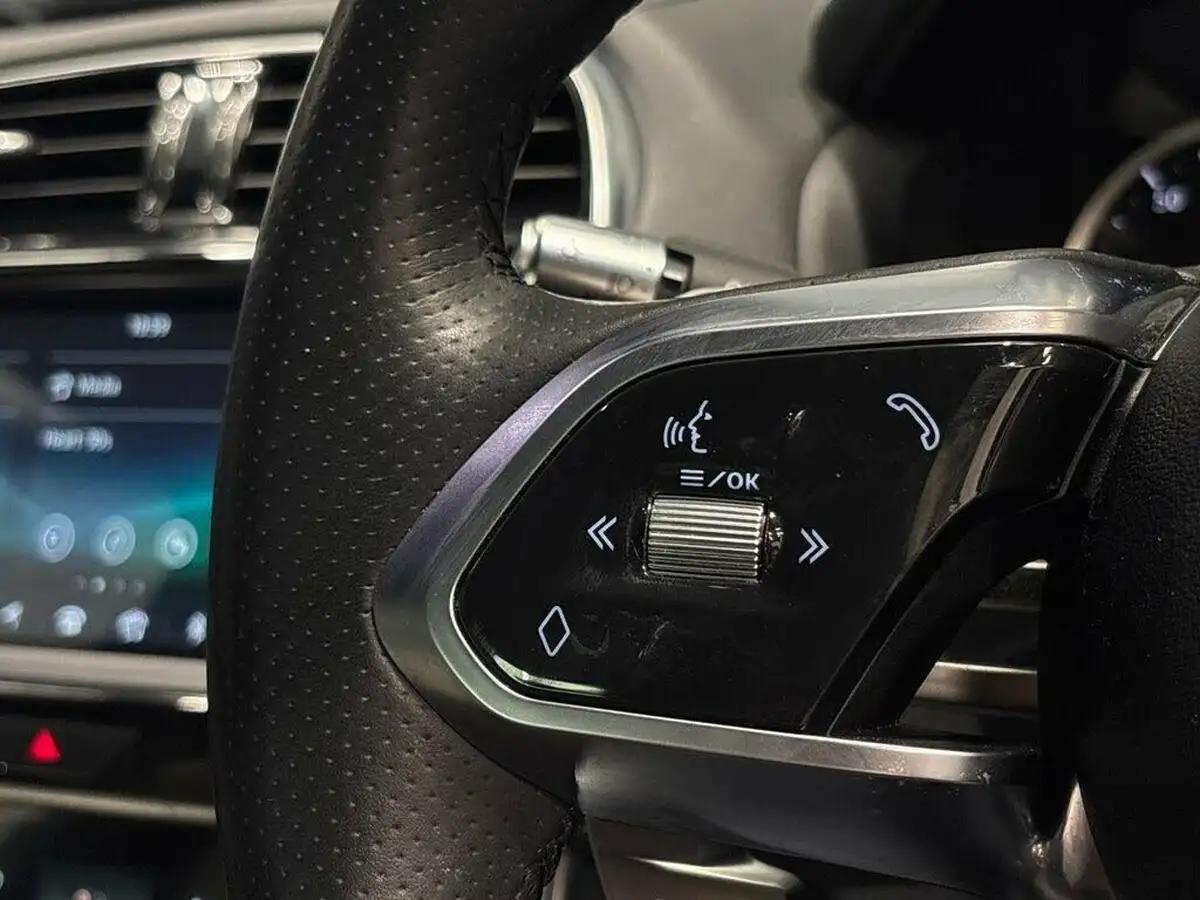 2020-jaguar-xe-20d-r-dynamic-s-big-40
