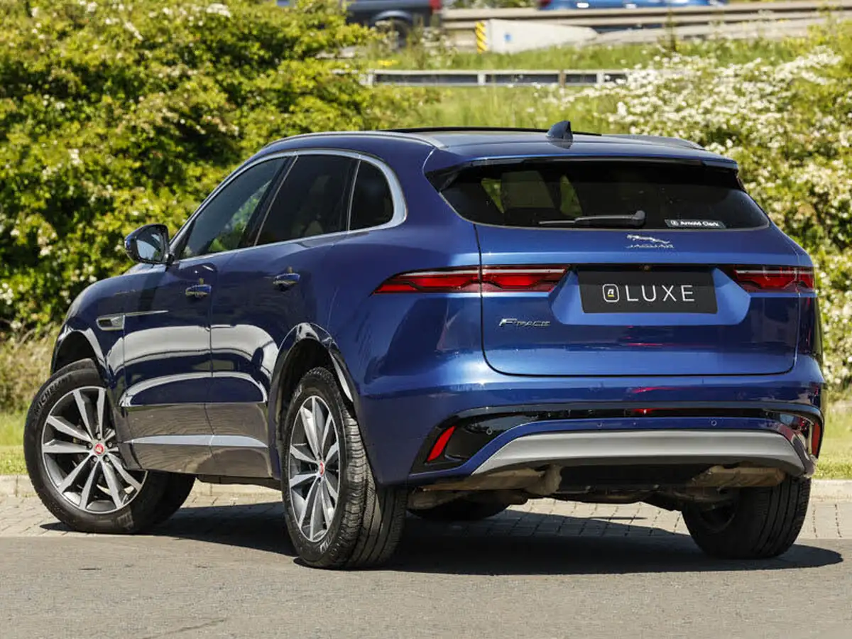 2022-jaguar-f-pace-20-p250-r-dynamic-se-big-1