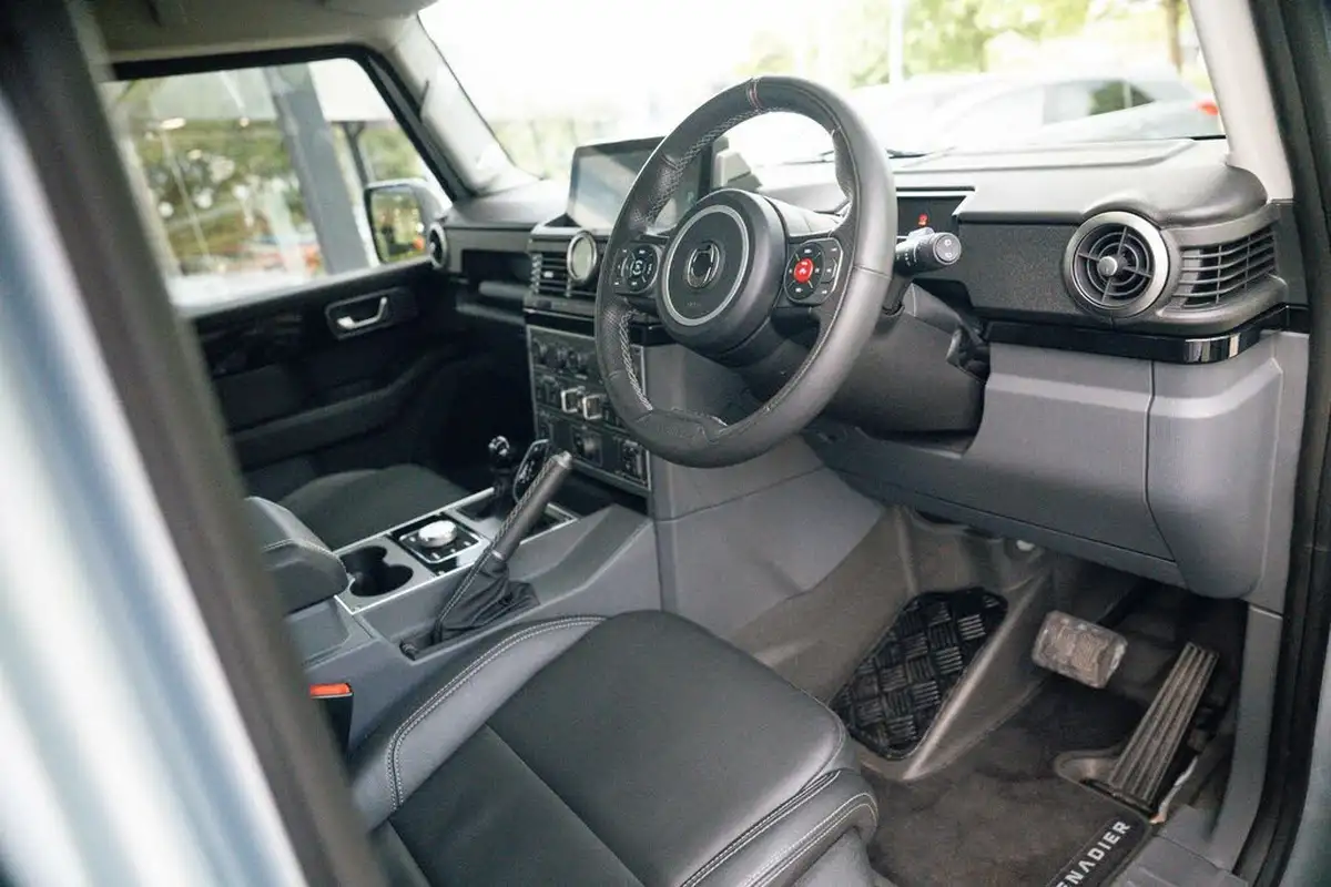 2023-ineos-grenadier-30td-fieldmaster-edition-249ps-4x4-station-wagon-5d-auto-big-15
