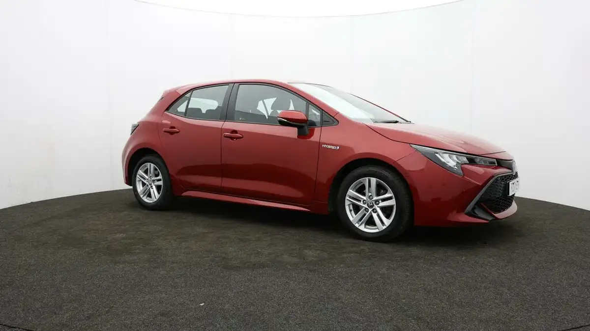2022-toyota-corolla-18-vvt-i-icon-tech-trk-hatchback-5d-big-44