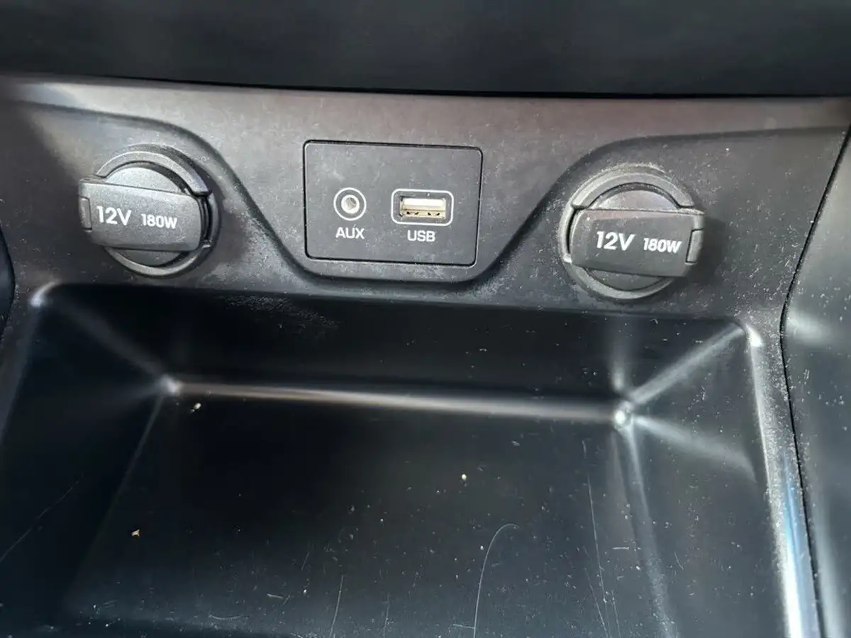 2017-hyundai-tucson-17crdi-blue-drive-se-nav-116ps-big-9