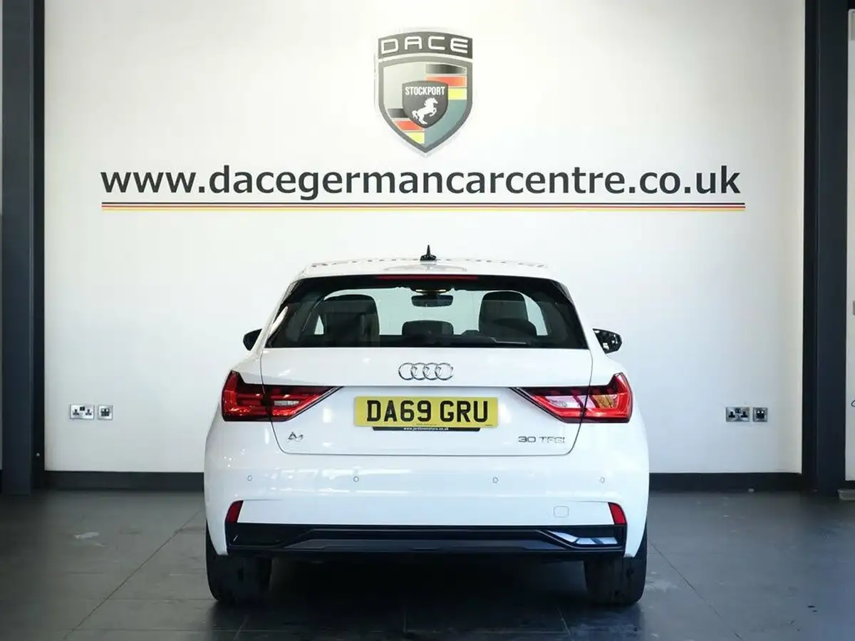 2020-audi-a1-10-30-tfsi-sport-116ps-big-7