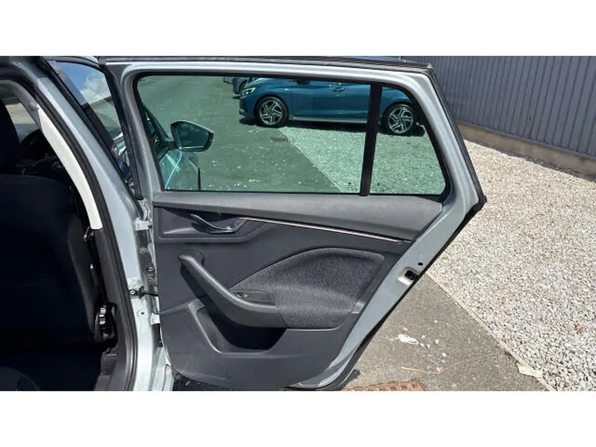 2020-skoda-scala-15-tsi-se-l-big-59